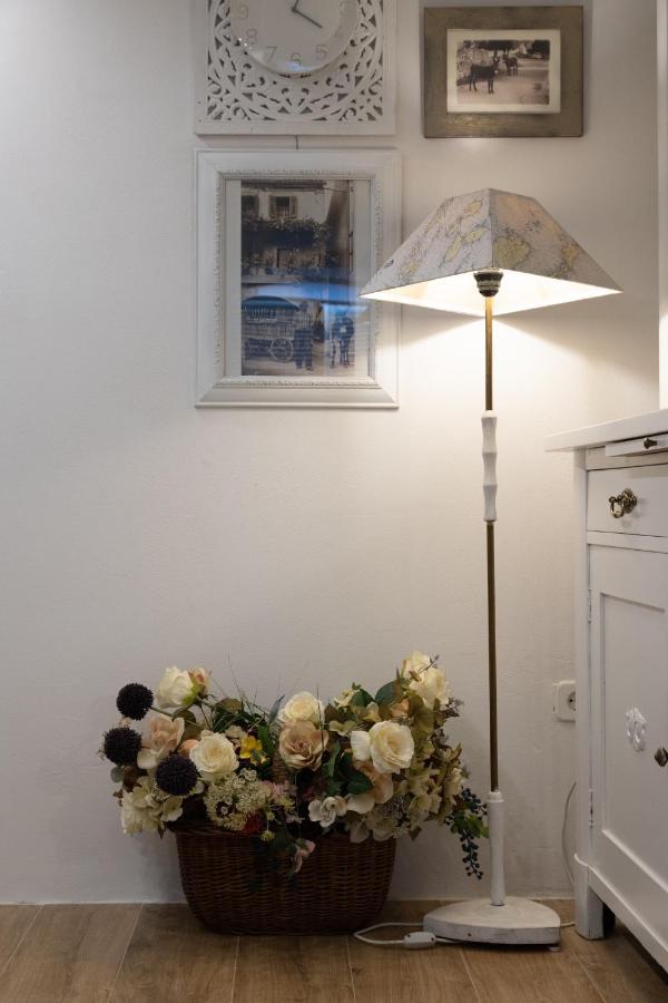Charming Studio Apartment At House Rustica With Terrace And Nearby Parking Punat Exterior photo